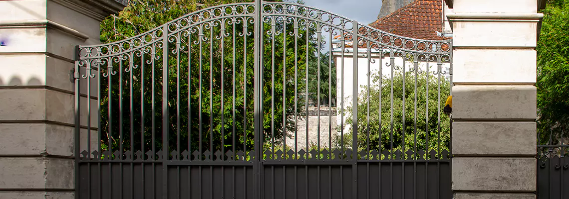 Wooden Swing Gate Repair in Country Club, FL